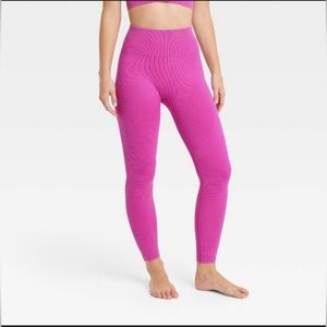 *NWT* JoyLab Ribbed Magenta High-rise 7/8 Length Leggings sz Medium